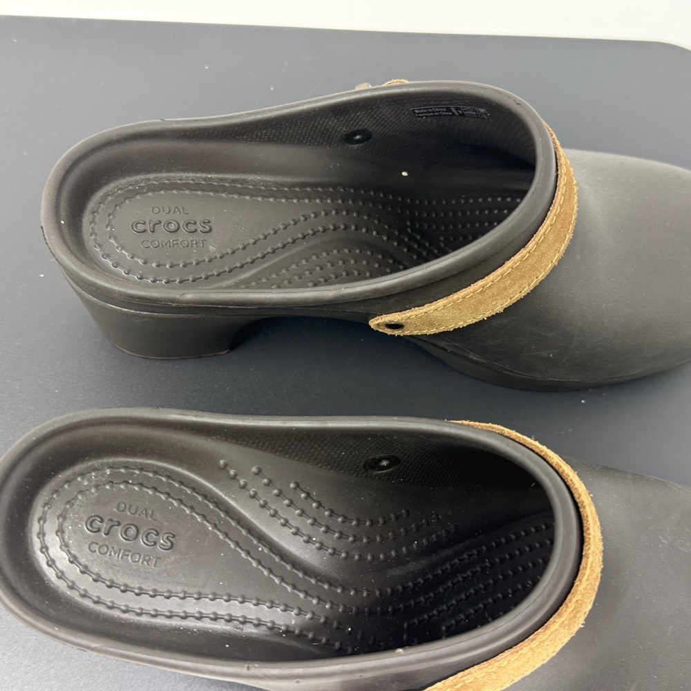 Crocs Sarah Clog Mule Duel Comfort Espresso Standard Fit Woman’s Size 8 - Picture 10 of 10